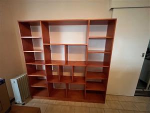 Large display shelf