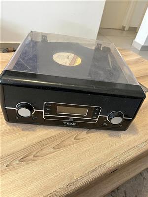 Teac Turntable & CD Player