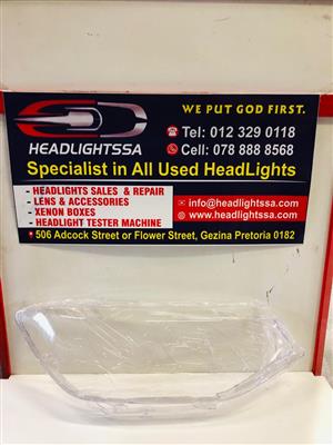 VW Caddy right side headlight replacement lens (2020)