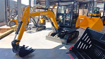 3 TON EXCAVATOR