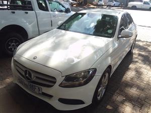 2014 Mercedes-Benz C180 Auto white color 133000KM