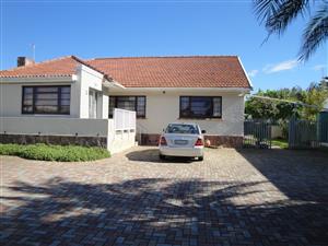 Cluster Rental Monthly in SUMMERSTRAND
