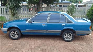 Opel Rekord 2.2 GLS