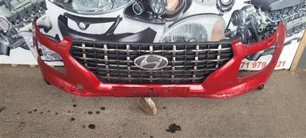 2021 HYUNDAI VENUE FRONT BUMPER AND GRILLE FOR SALE.