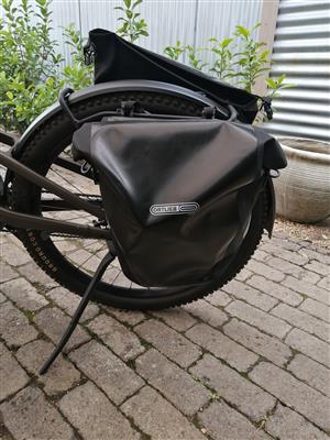 Ortlieb back roller Core Pannier bags