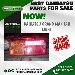 DAIHATSU GRAND MAX TAIL LIGHT