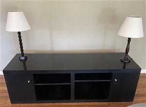 Tv stand 