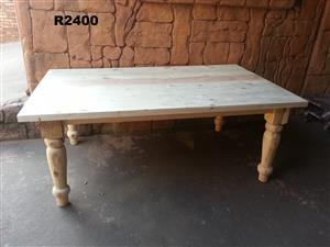 8 Seater Farmstyle Table (2000 x 1200)
