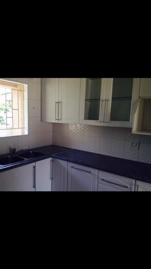 2 bedroom upstairs flat in Benoni 