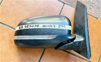 Kia Sedona side mirror 2019/23