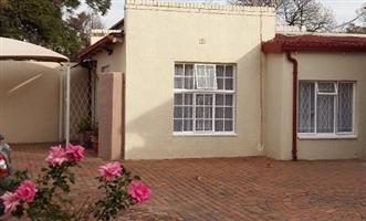 Neat 1 Bedroom Cottage For Rent In Highlands North Near Rosebank