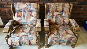 Living room suite - 2X single & 2X double seaters. Canadian oak.