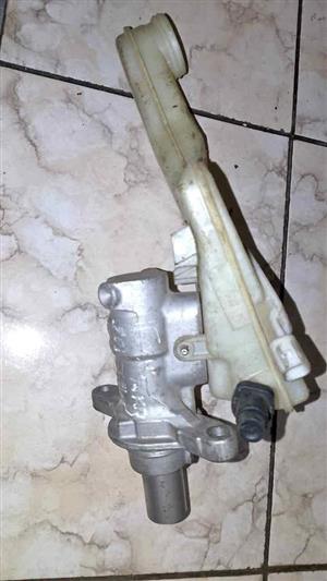 Ford focus brake master cylinder