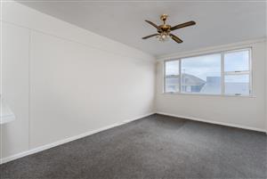 Apartment For Sale in Fish Hoek