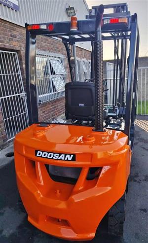 Forklift Doosan 2.5 ton Pro7 For Sale