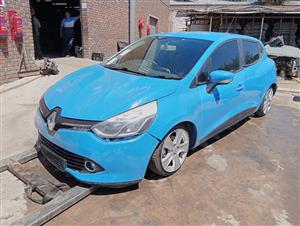 Renault Clio 4 2016 0.9 H4BA Turbo Breaking For Spares - Used Renault Clio Parts