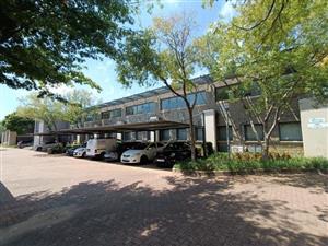 Randjespark Office Space To Let — 483m²
