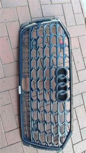 Audi S8 grill
