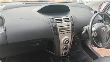 USED TOYOTA SPIRIT DASHBOARD FOR SALE