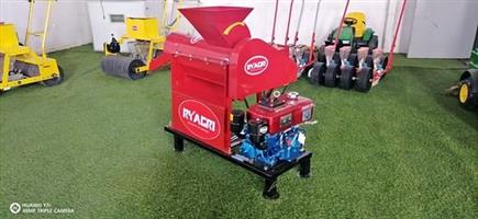 MAIZE THRESHER WITH DIESEL ENGINE