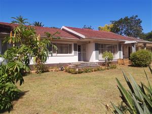 A Garden Town Classic – Generous Living, Flatlet & Superb Value!