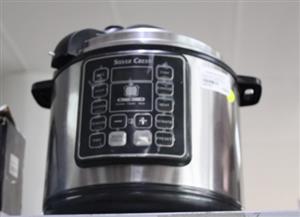 SILVER CREST 105 WATTS PRESSURE COOKER W/CABLES (S067781A)