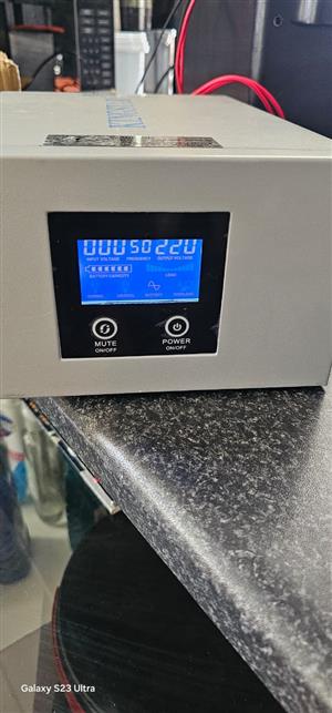 12v/1000 watts inverter with 200ah lithium battery new