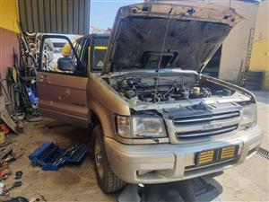 Isuzu Trooper STRIPPING FOR SPARES
