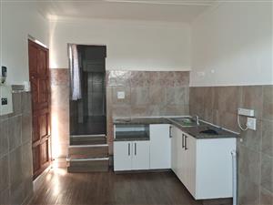 Spotless 1-Bedroom Flat for Single Ladies Only – Quigney, East London