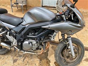 Suzuki SV 650 stripping for spares