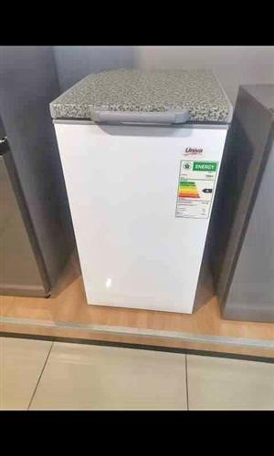 Univa 101 deep freezer