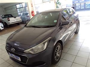 2015 HYUNDAI  i20 1.4 MANUAL Grey color 127.000km 