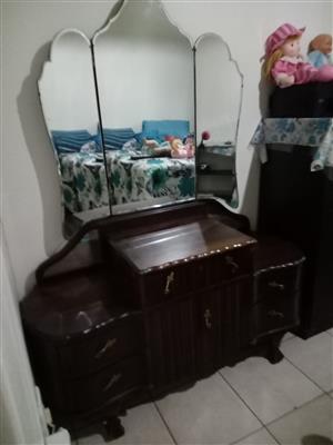 Vintage dressing table