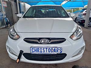 2014 model Hyundai Accent sedan manual Transmission petrol 1.6 engine capacity mileage 118000km