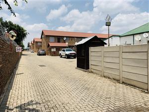 Fully Furnished First Floor Flat In A Secure Complex!