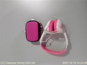 pink pouch and headset combo