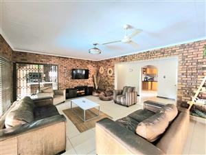 House For Sale in Sunward Park, Boksburg