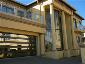 House For Sale in BLUE VALLEY GOLF ESTATE