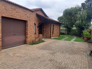 House For Sale in Glenvista