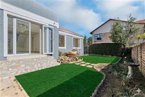 House For Sale in Barbeque Downs