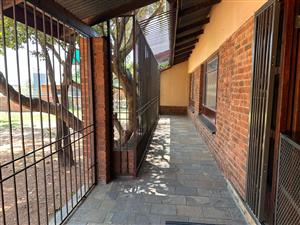 Well Priced, Immediately Available. Lovely 3 Bedroom House to Rent in Rooiwal