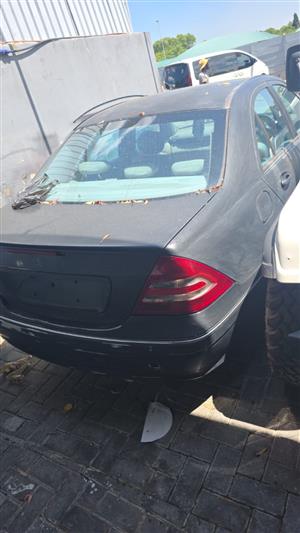 2015 Mercedes c180 avantgarde