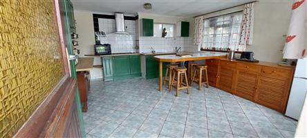 Batchelor flat to rent 