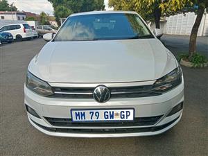2020 model VW Polo 8 TSI Comfort line hatchback manual Transmission petrol 1.0 engine capacity