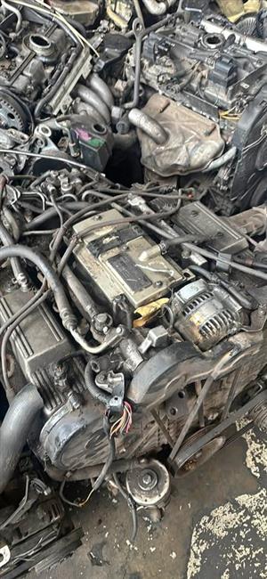 Suzuki Vitara 2.7 V6 Engine.