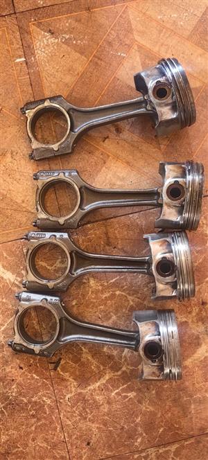 VW Golf 6 2.0 GTI ccz X4 Pistons & Conrods