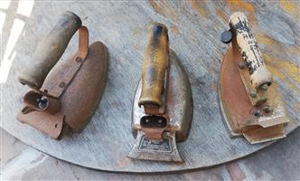 Vintage Clothing Irons 