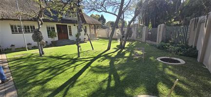 6 Bedroom House For Sale in Bendor