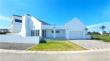 Brand New Home, Open Plan 3 Bedroom in Secure Shelley Point Coastal Golf Estate, No Transfer Duty
