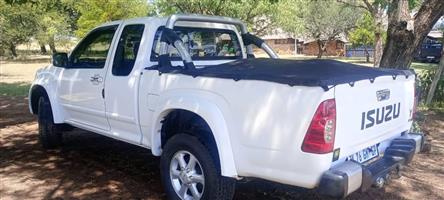 ISUZU K B 300  3LT DIESEL